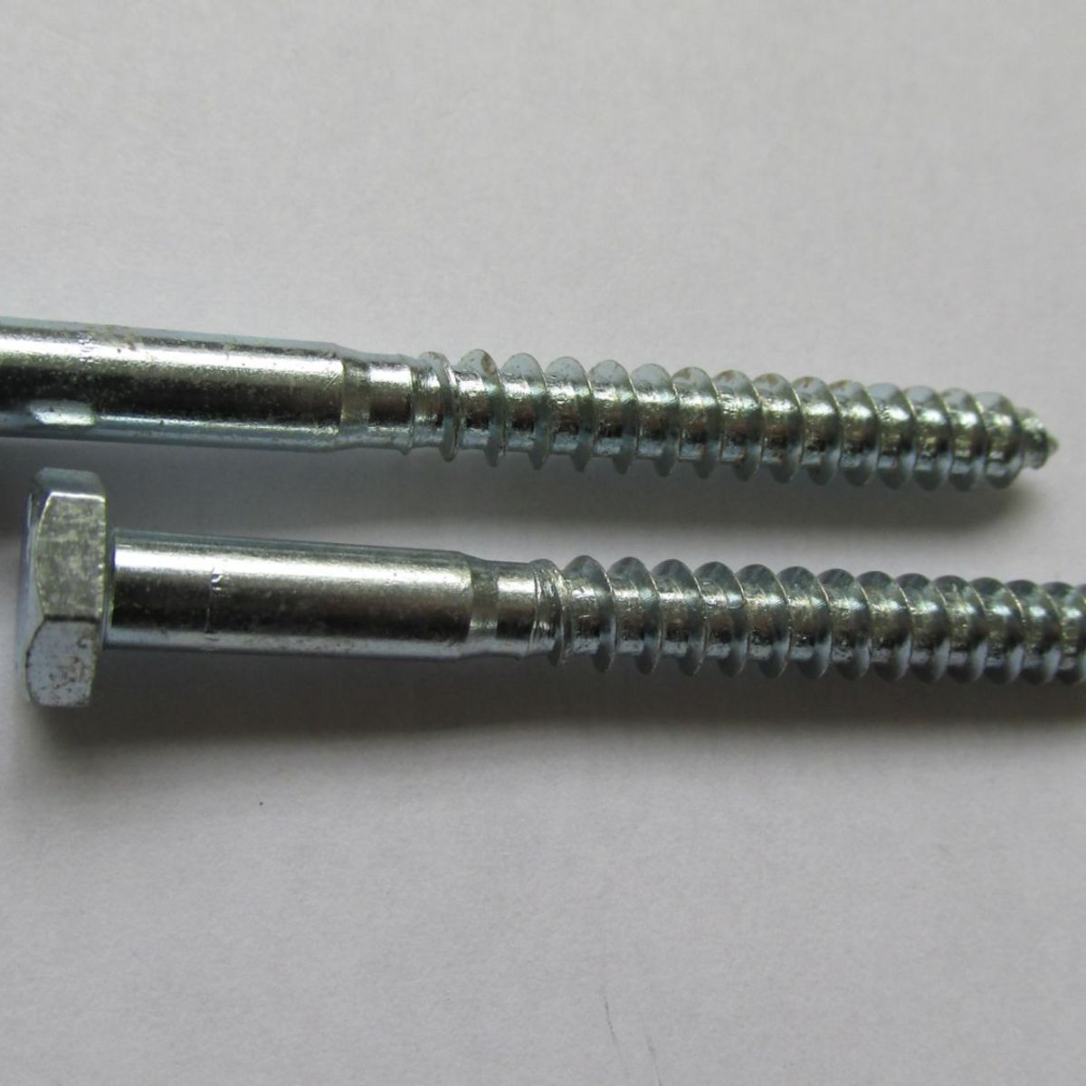 Parafuso 1/4x2.1/2" Cabeça Sextavada Rosca Soberba Aço Cromado 200 Peças, marca Foxmix - Foto Principal