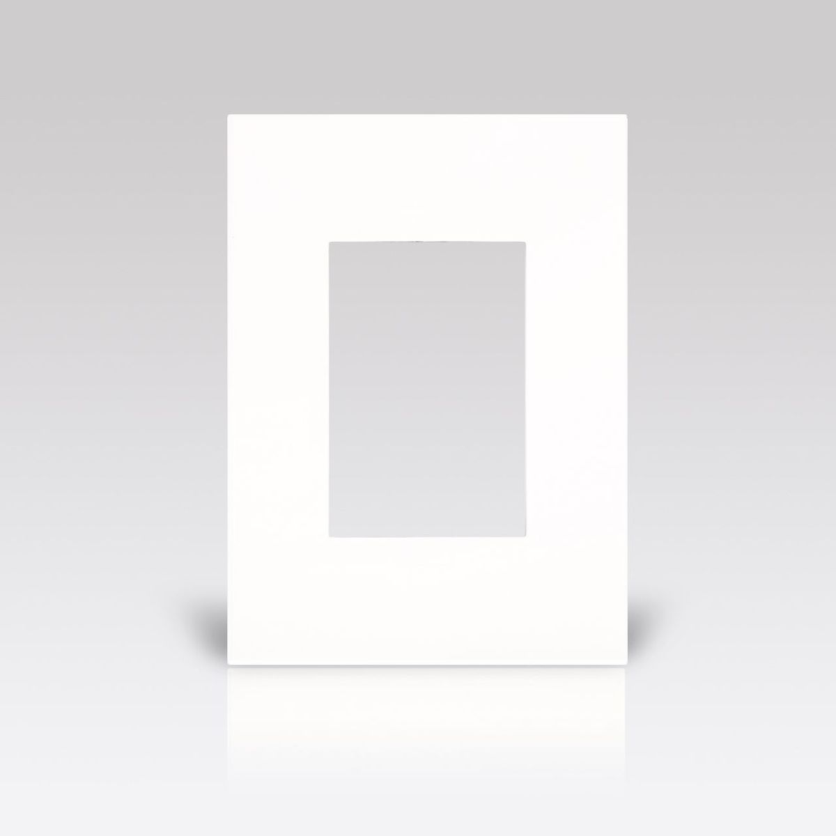 Placa Arteor White 4X2 3 Postos, marca Legrand - Foto Principal