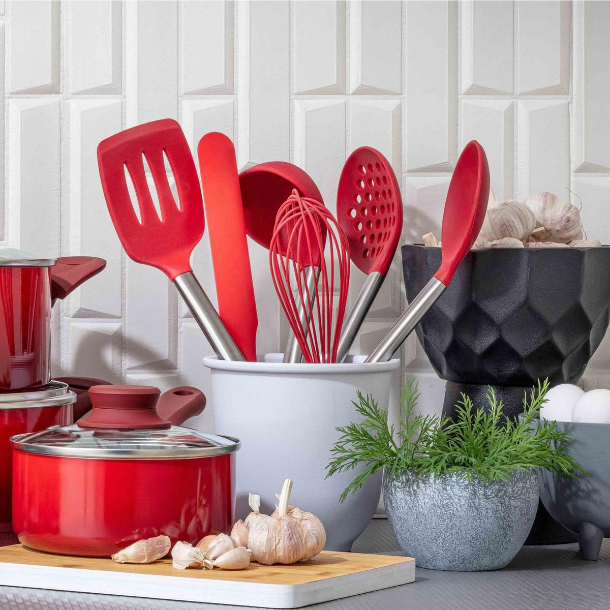 Escumadeira de Silicone Cabo de Aço Vermelho, marca Just Home Collection - Foto 2