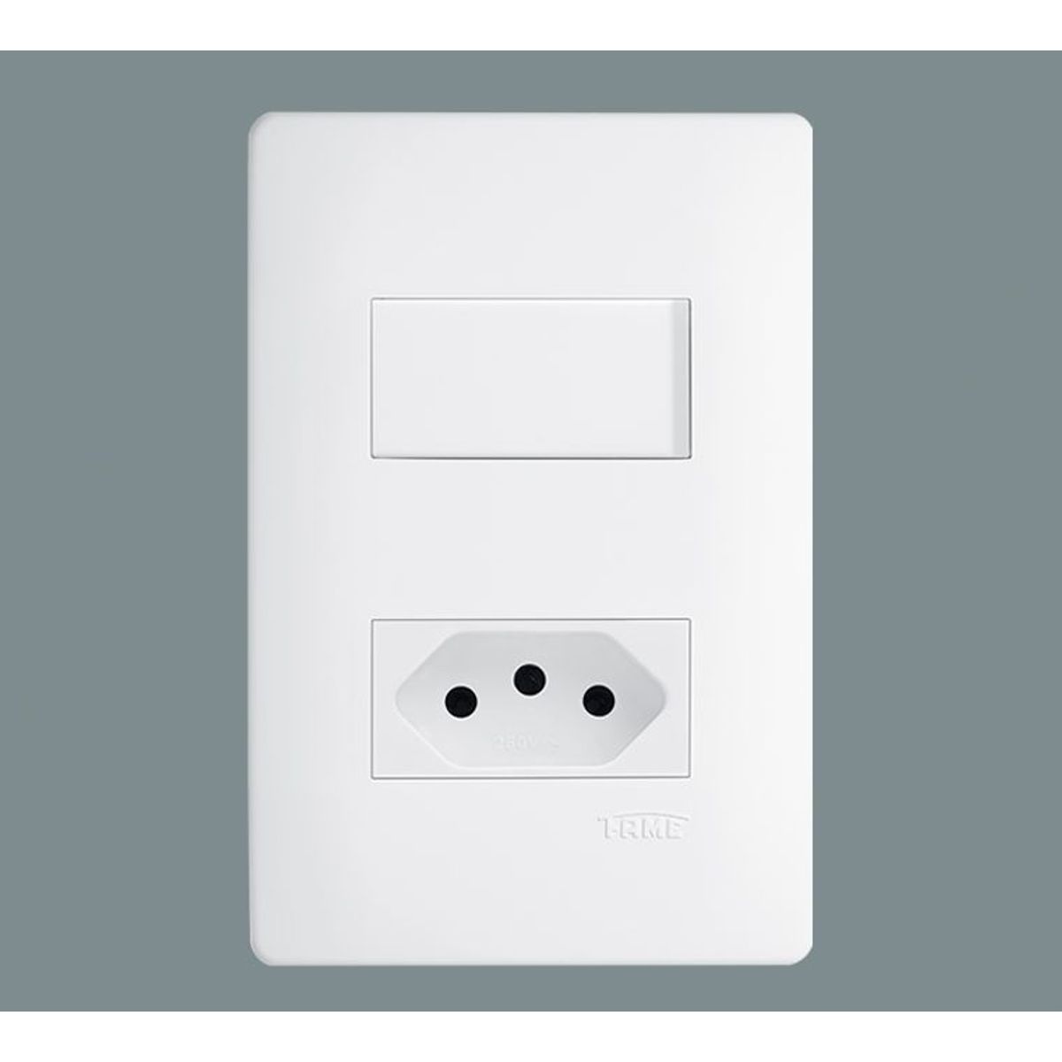 Conjunto Interruptor Simples e Tomada 2P+T 10A 250V Distanciados Habitat Placa e Suporte Branco Fame, marca Fame - Foto Principal