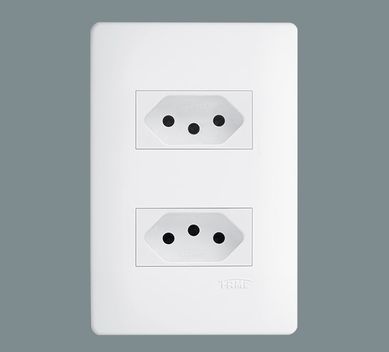 Conjunto 2 Tomadas 2P+T 10A 250V Distanciadas Habitat Branco