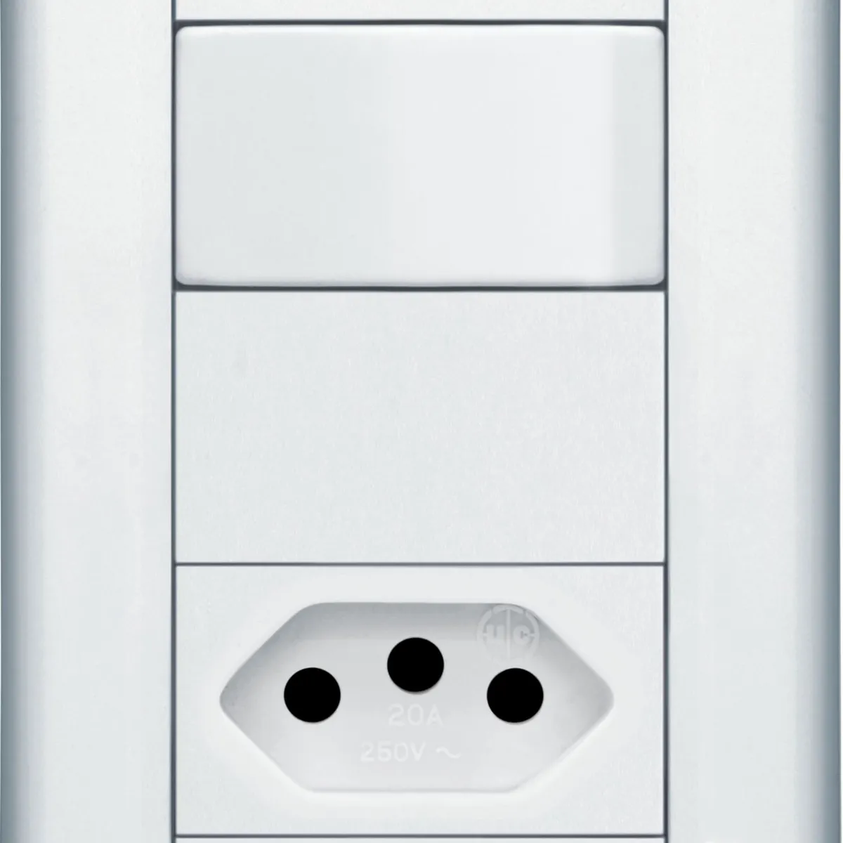 Conjunto Interno Simples e Tomada 10A 2P+T Modulare Bivolt Branco, marca Fame - Foto Principal