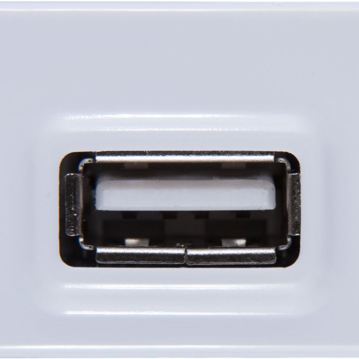 Módulo Carregador Usb 1,5A Liz Branca Bivolt, marca Tramontina - Foto 2