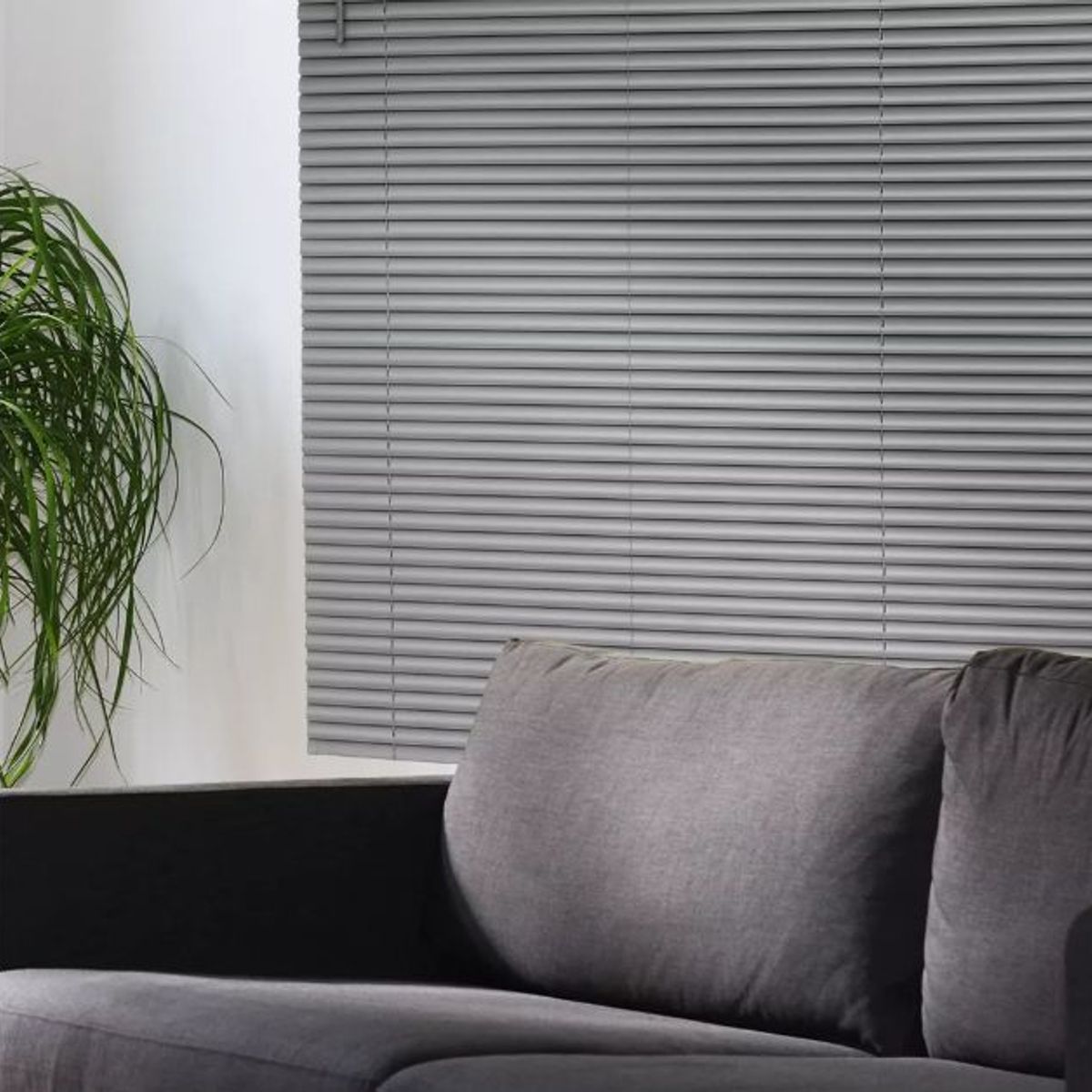 Persiana Horizontal PVC Off 160x130 Cb Cinza Evolux, marca Evolux - Foto Principal