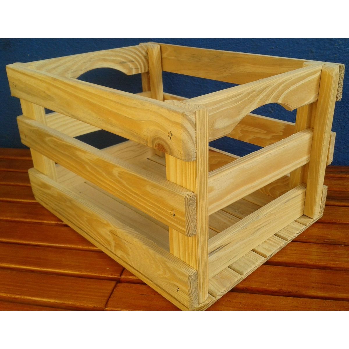 Caixote de Madeira Pinus 29x24x42cm Natural, marca Escada Segurança - Foto Principal