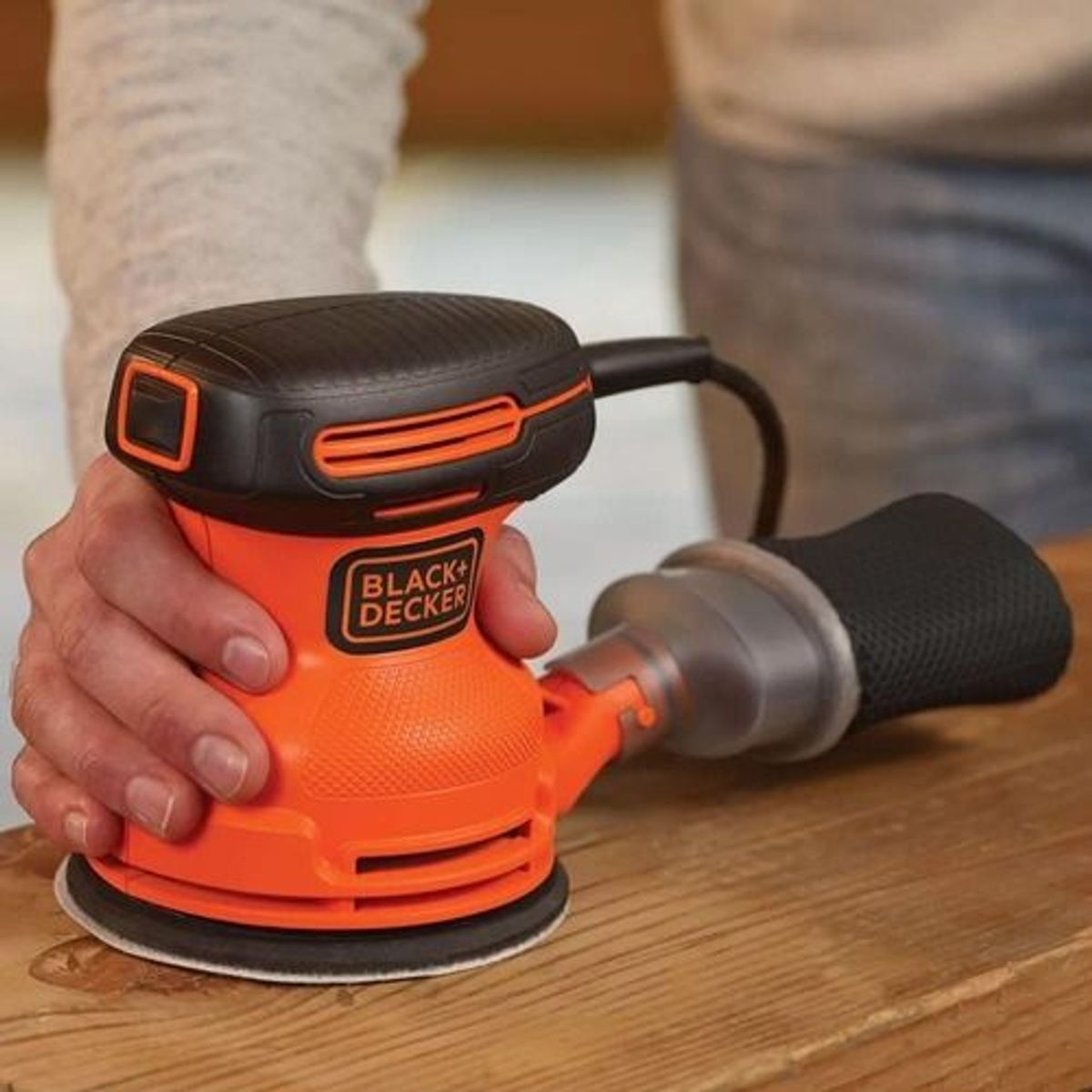 Lixadeira Roto Orbital 220V Black+Decker, marca BLACK+DECKER - Foto 2