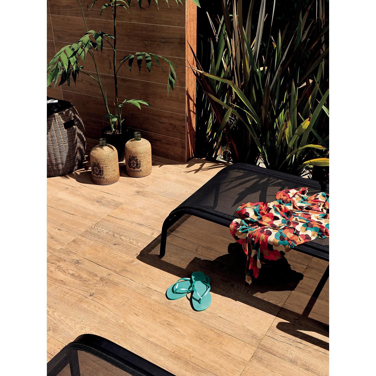 Porcelanato Acetinado Esmaltado Marrom Externo 20X120cm Portobello