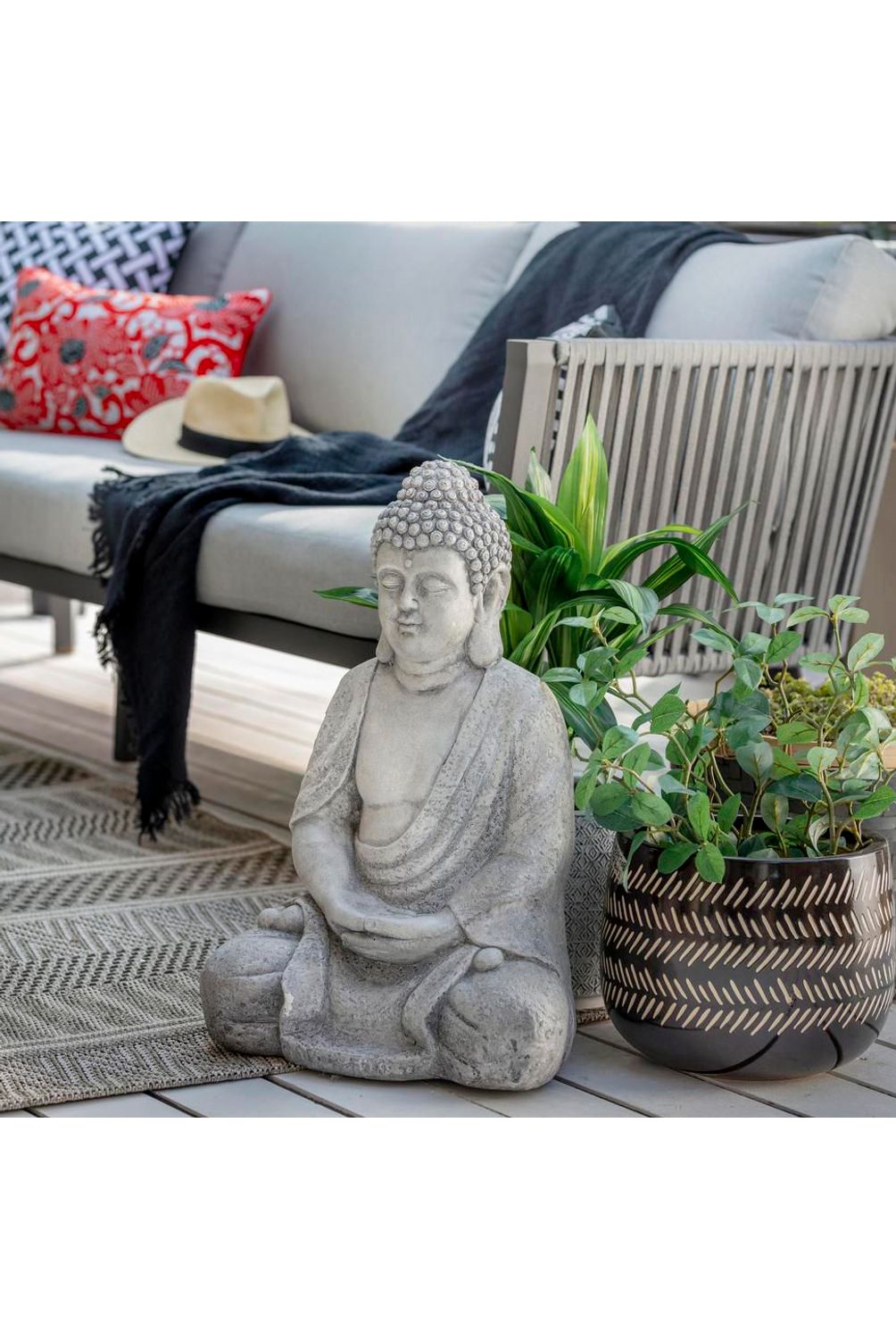 Buda Decorativo para Jardim 59cm Cinza Just Home Collection | Sodimac