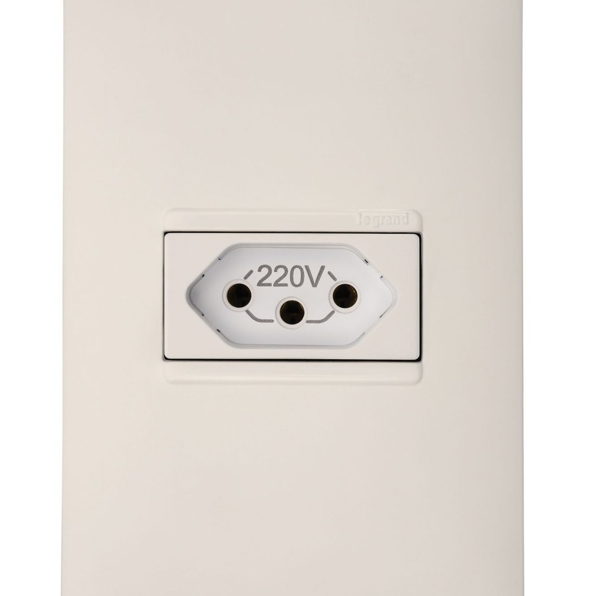 Conjunto Tomada 4X2 20A Pialplus+ Branco, marca Legrand - Foto Principal