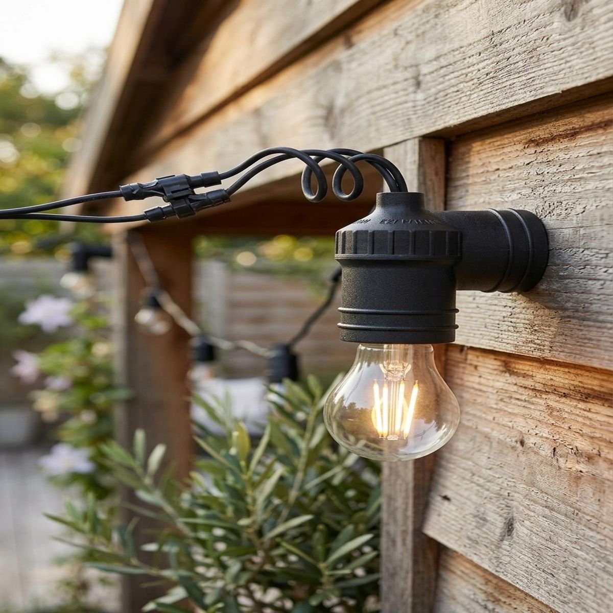 Soquete Externo Com Rabicho Para Lampada E27, marca Perlex - Foto 2