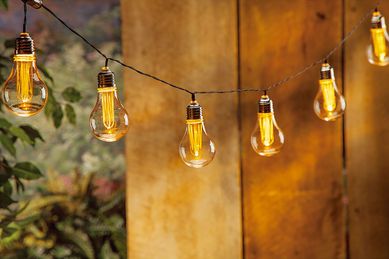 Cordo Luminoso LED 10 Lmpadas Bulbo 100-240V 3000K 