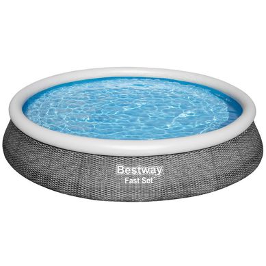 Piscina Estrutural Redonda 7.340L com Filtro 127V