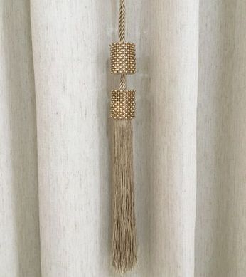 Abraadeira Infinity Cilindro Duplo com Franjas Fendi