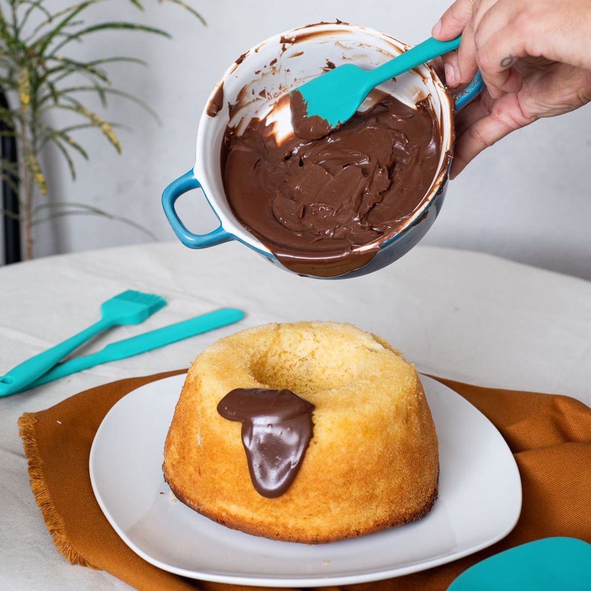Espátula de Silicone Duplo Reta Pão Duro Pequena Verde Oikos, marca Oikos - Foto 2