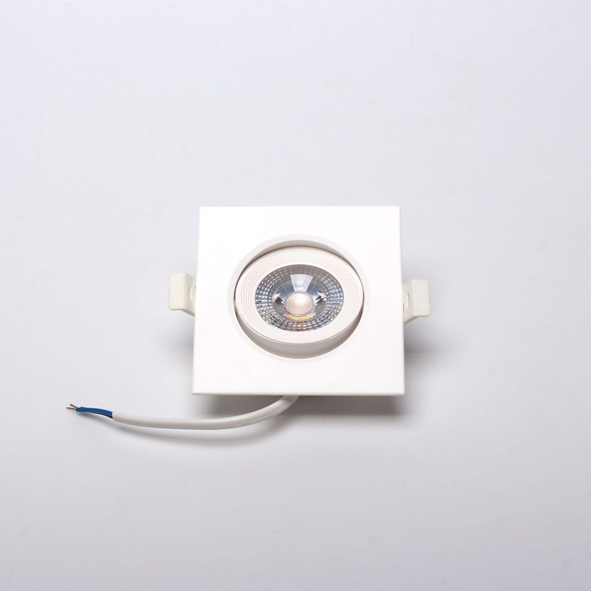 Smart Spot Wi-Fi Led Taschibra Tek 5W Quadrado Rgb+Cct, marca Taschibra - Foto 2