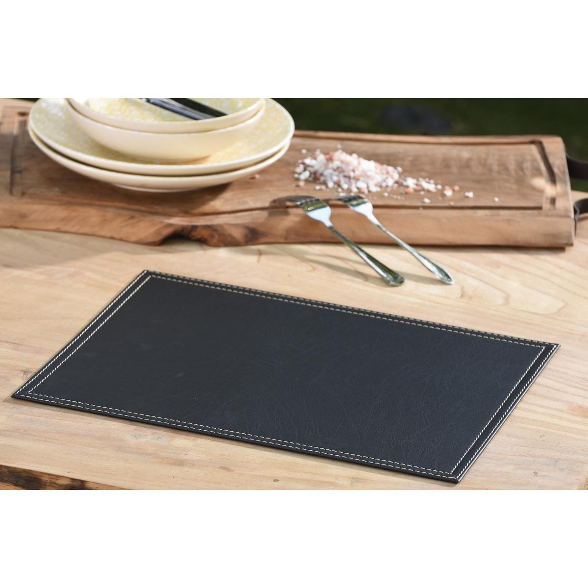 JUST HOME COLLECTION - Individual Ecocuero Rojo/Negro 42x32 cm *variacion colores*