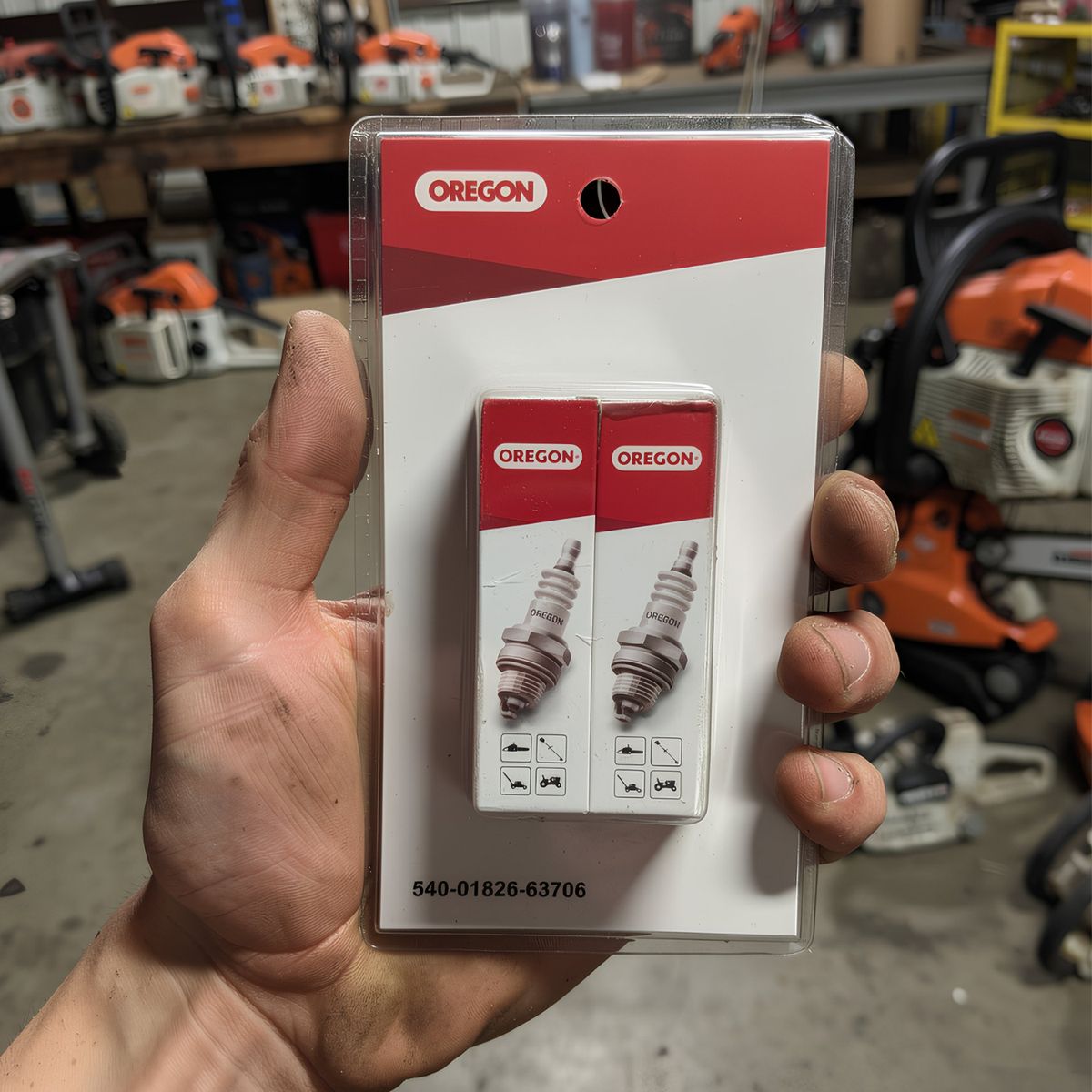 OREGON - Bujía para motor 4 tiempos (2 unidades)