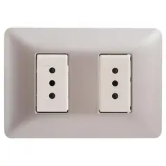 BTICINO - Tomacorriente Doble Armado 10A Titanio Claro