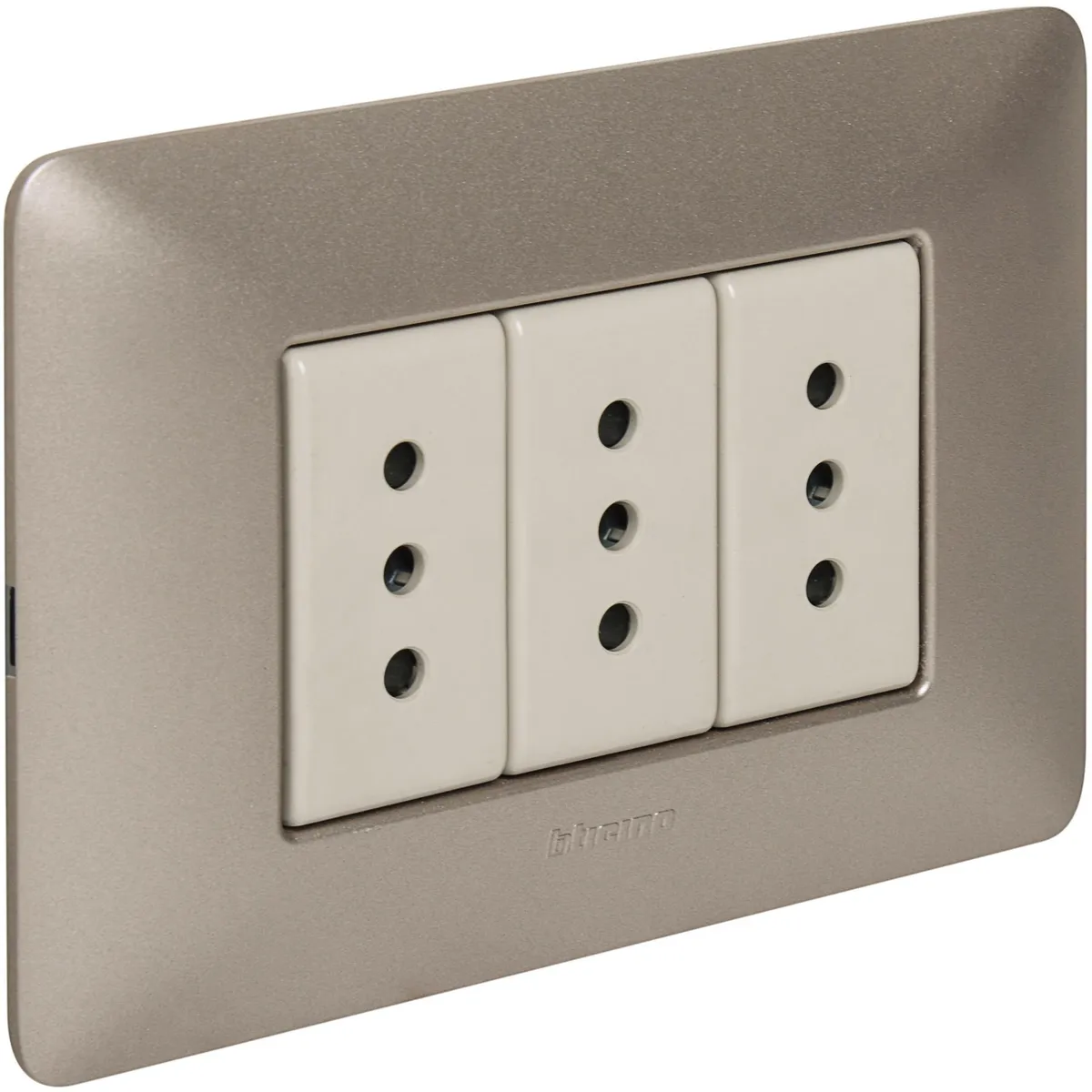 BTICINO - Tomacorriente Triple Armado 10A Titanio Claro