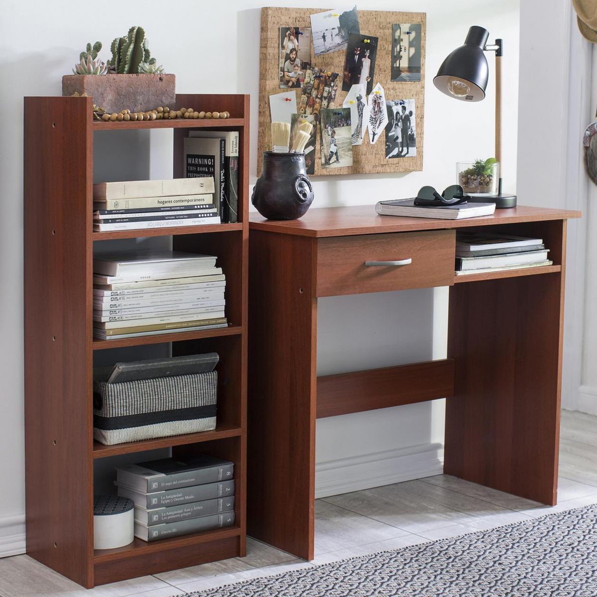 JUST HOME COLLECTION - Combo escritorio + estante cedro