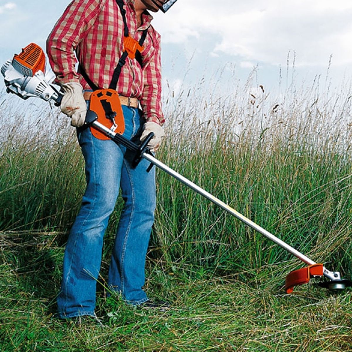 STIHL - Desmalezadora 2 tiempos FS55 1 HP 27,2 cc
