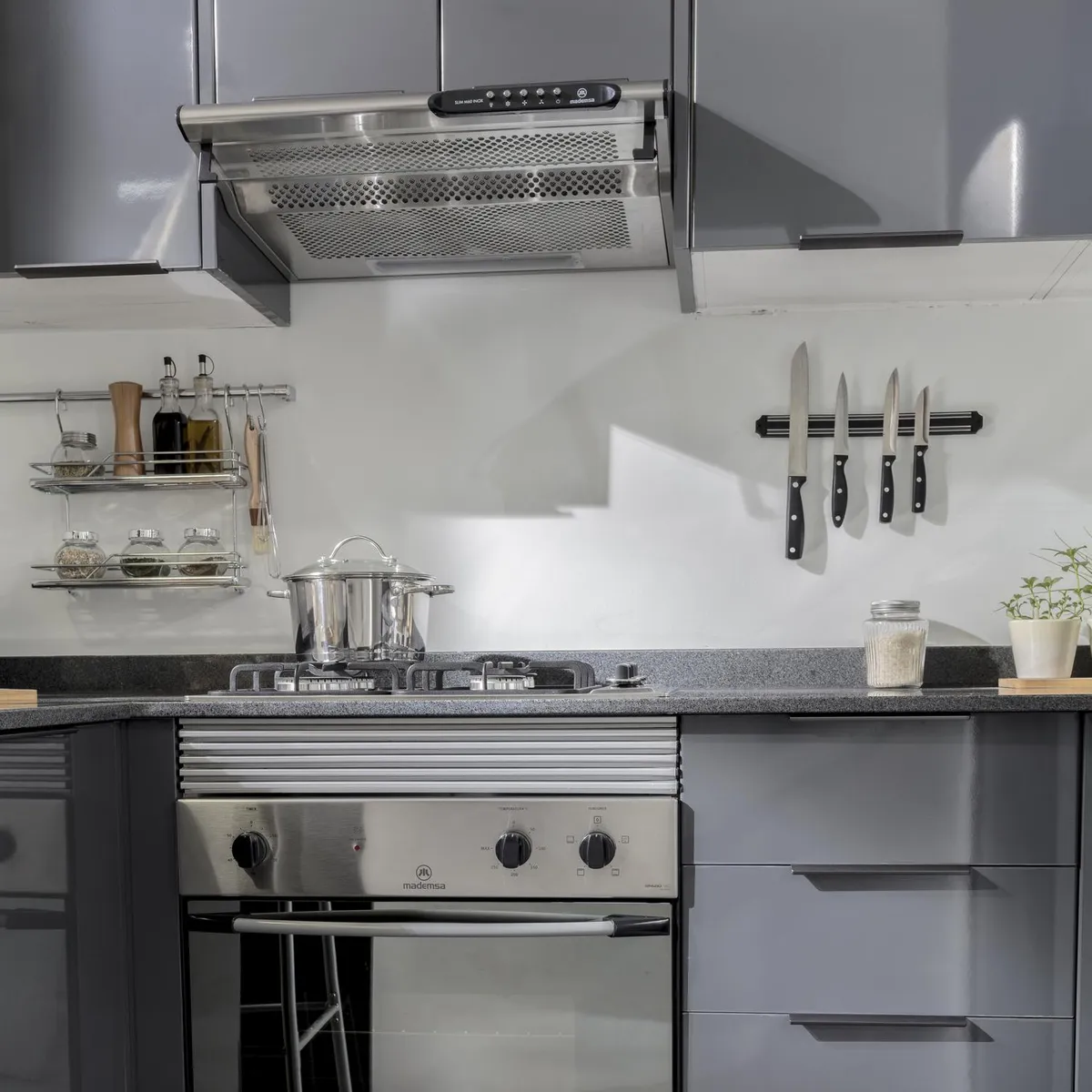 MADEMSA - Campana Convencional 60 cm Inox SLIM M60