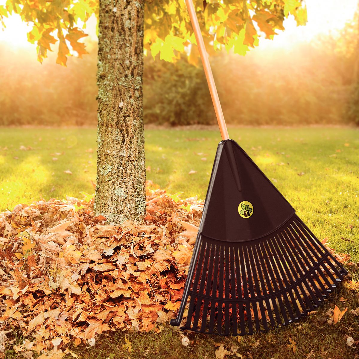 TRAMONTINA - Barrehojas 26 dientes de plástico Negro