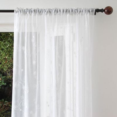 Imagen 2 del producto Set Cortina Velo Bordado 140x230 cm Blanco 2 Paños Pasador