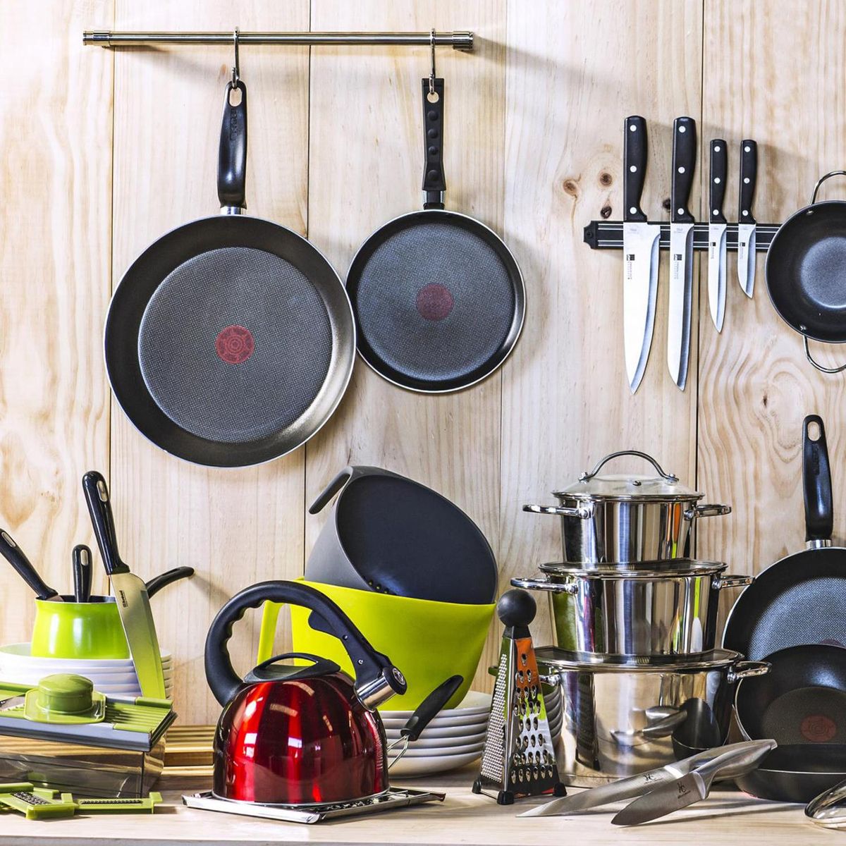 CASA BONITA - Tostador con mango plegable latón