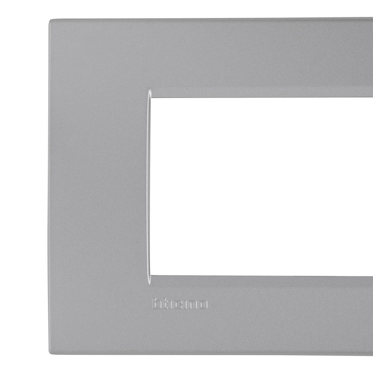 BTICINO - Placa Rectangular 3 Módulos Tech