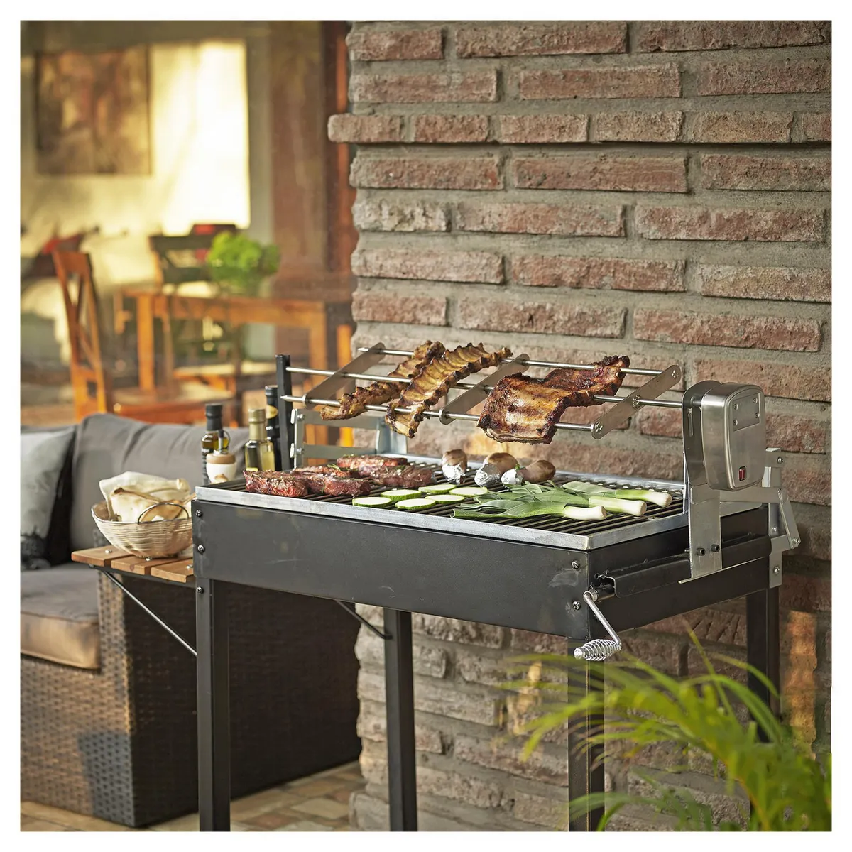 MR BEEF - Parrilla a Carbón con Espiedo y Ruedas Metal