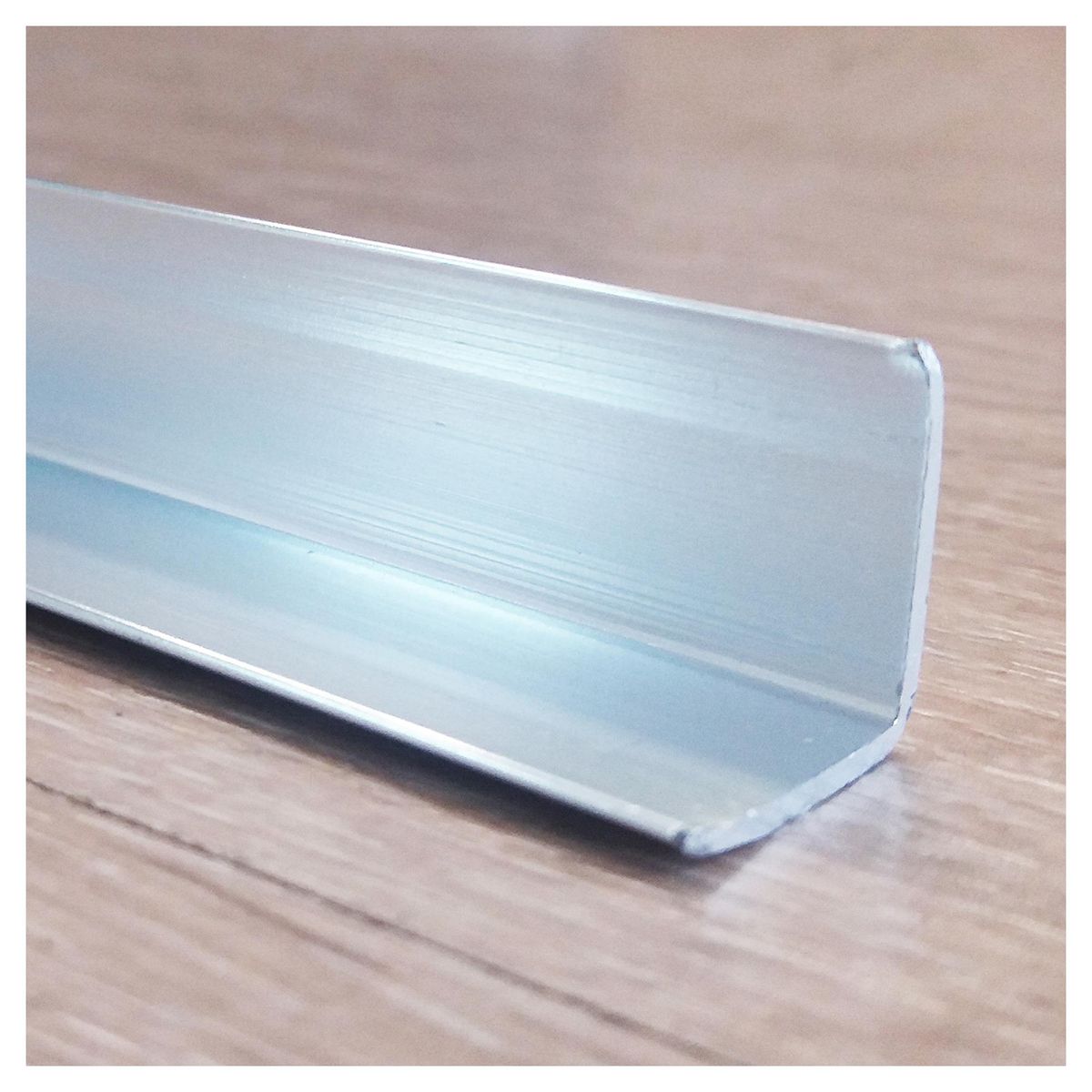 MOLDUMET - Cubrejunta 2,5 m gris