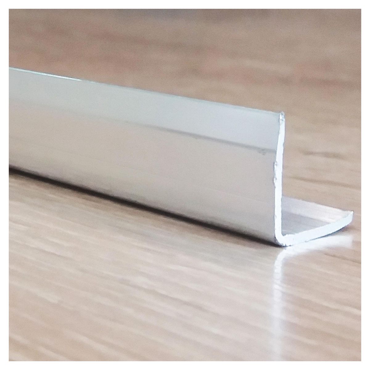 MOLDUMET - Cubrejunta 2,5 m gris