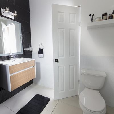 Imagen 2 del producto Piso para baño poliéster 40x60 cm