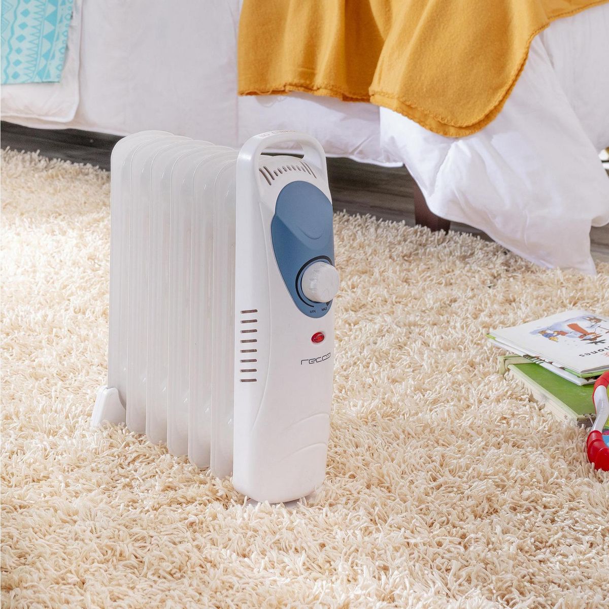 RECCO - Mini Calefactor 600 W Oleoeléctrica Blanco
