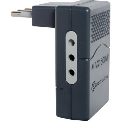 Adaptador triple salvaespacio 10 A negro