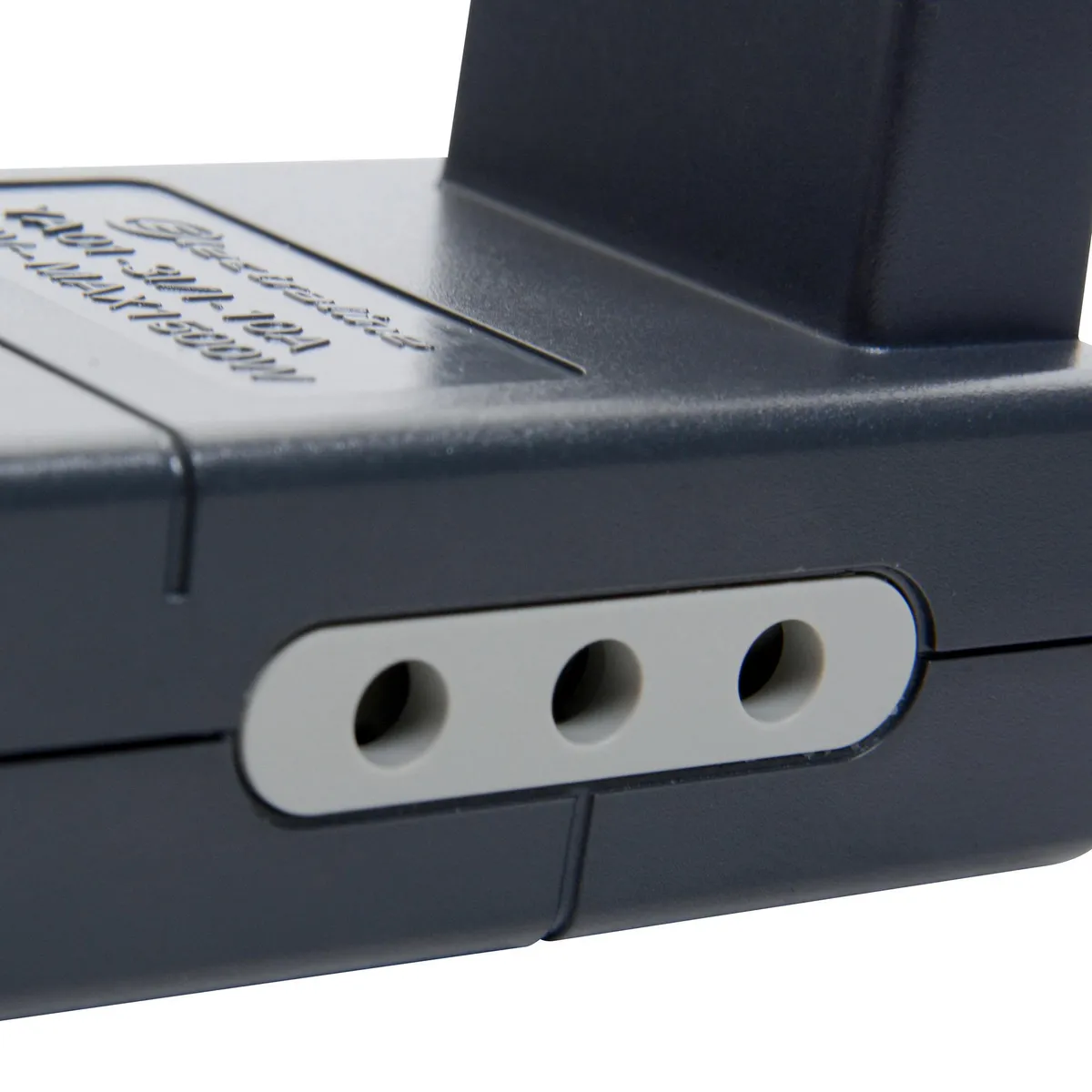 HALUX - Triple salvaespacio