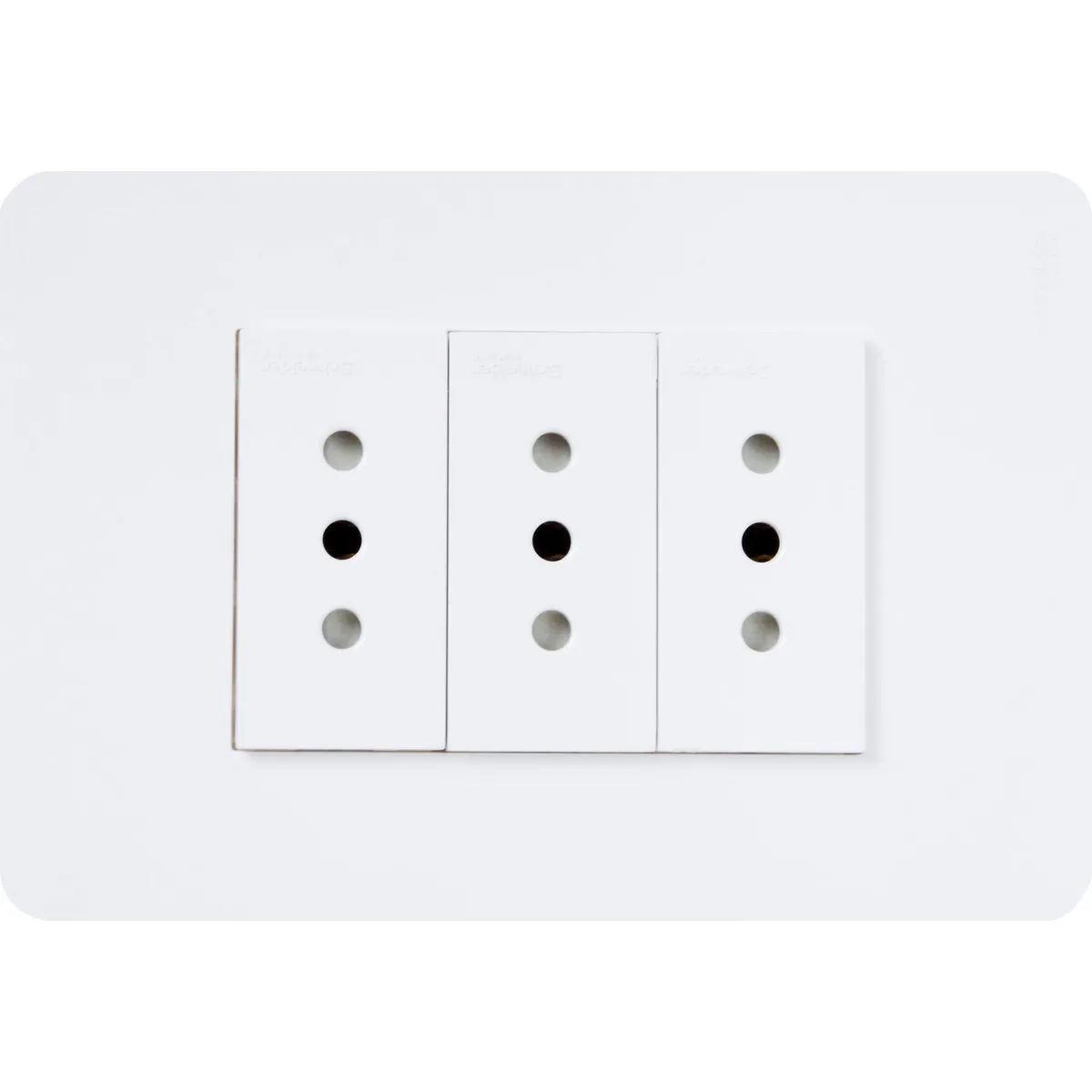 SCHNEIDER ELECTRIC - Tomacorriente Triple 10 A Blanco