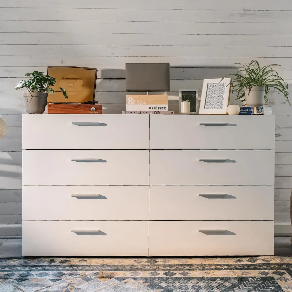 TVILUM - Cómoda 8 Cajones Pepe 140x82x40 cm Blanco