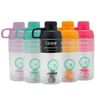 Botella Shaker 700 ml color surtido