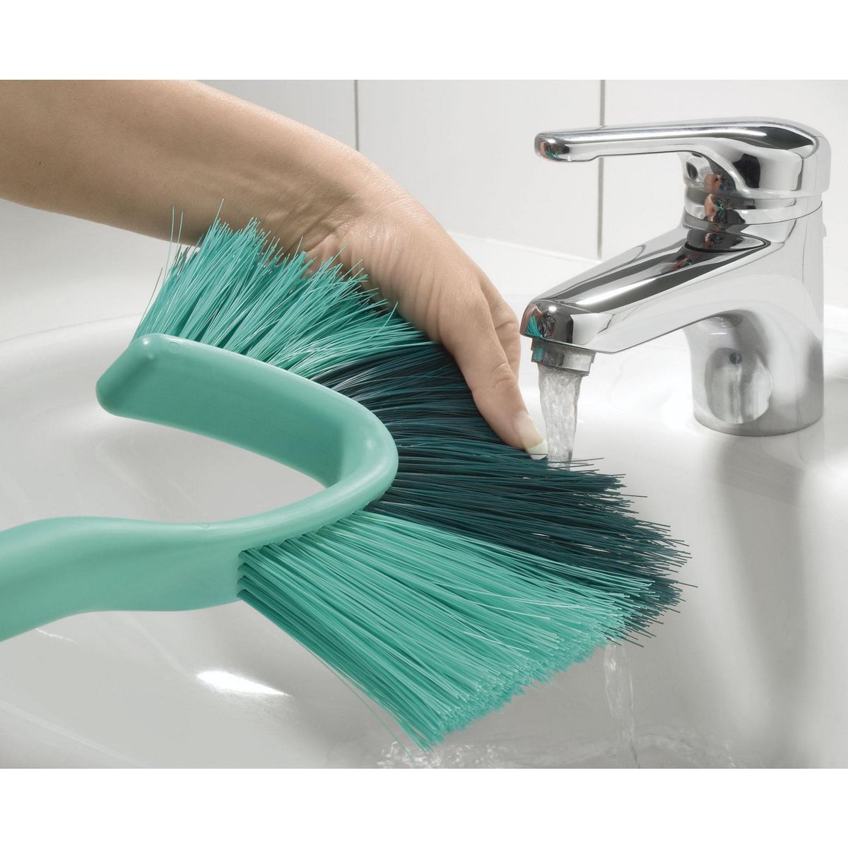 LEIFHEIT - Escobillón para esquinas 22x43 cm