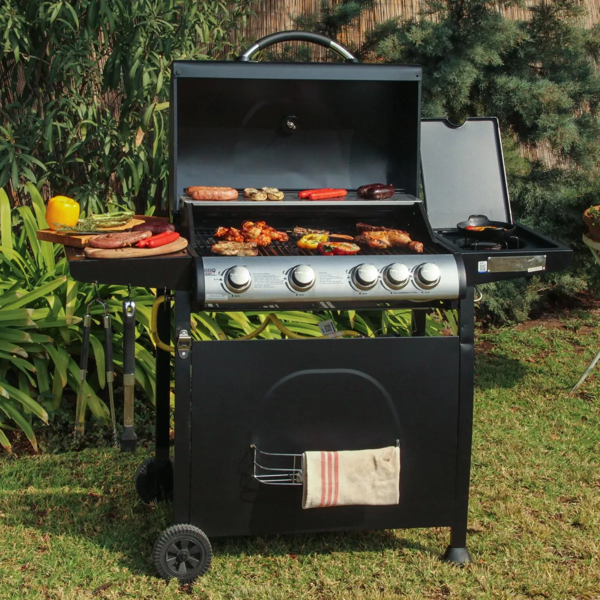 BBQ GRILL - Parrilla a Gas BBQ402GCQL 4 Quemadores 