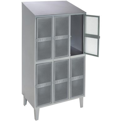 Lockers puerta malla y techo inclinado 3 cuerpos 6 puertas