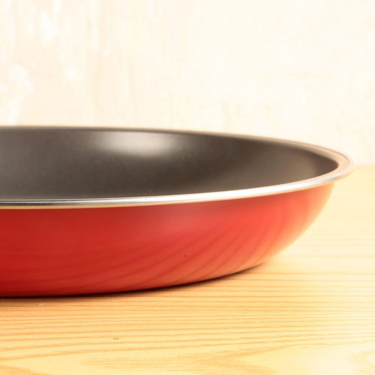 CASA BONITA - Set 3 Sartenes Antiadherentes Acero Rojo/Negro