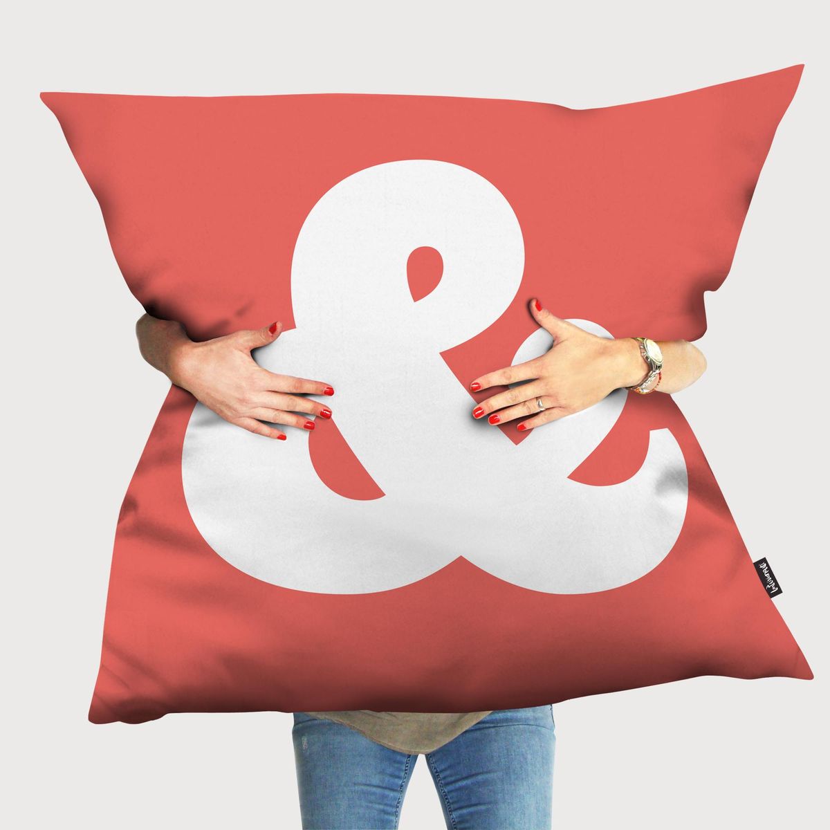 IMPRESIONARTE - Cojín de piso Ampersand Saracen Artista de Chile 100x100 cm