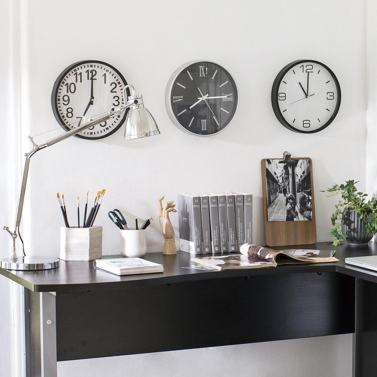 RONDA - Reloj mural decorativo moderno