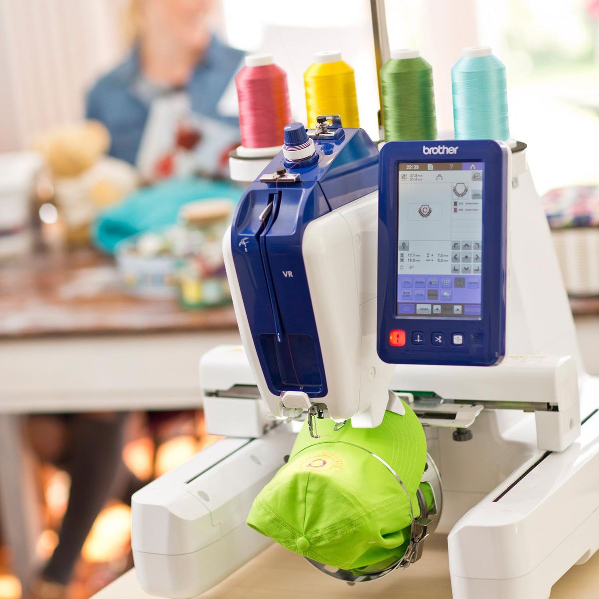 BROTHER - Máquina bordadora eléctrica profesional