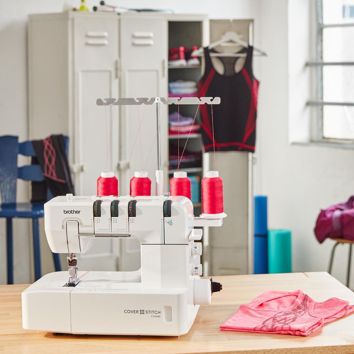 BROTHER - Máquina Colleretera CV3440