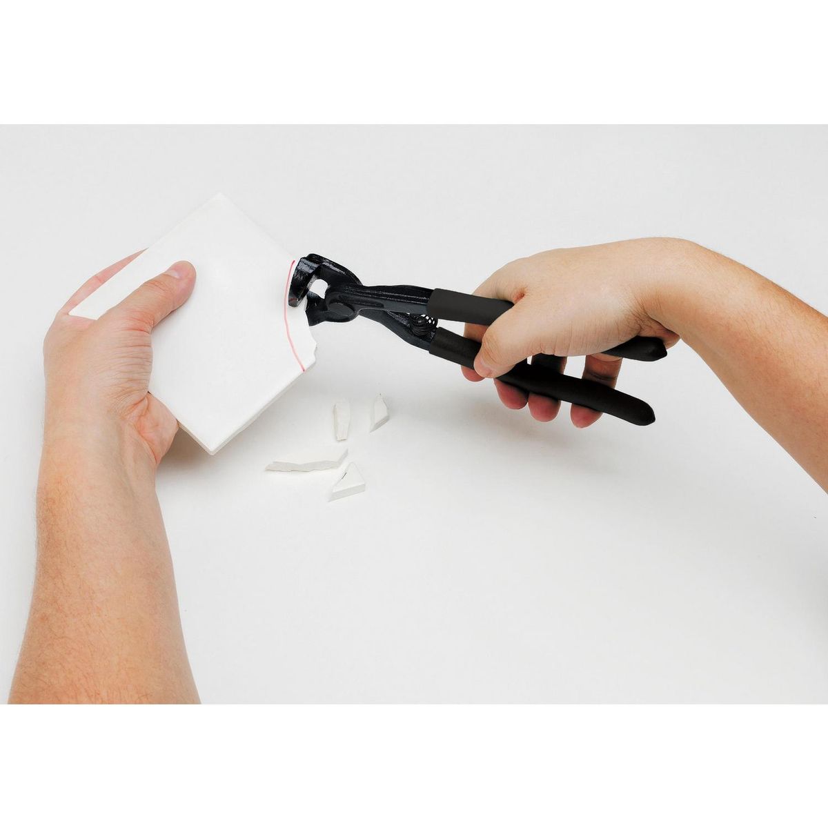 REDLINE - Tenaza 20 cm para cortar losetas