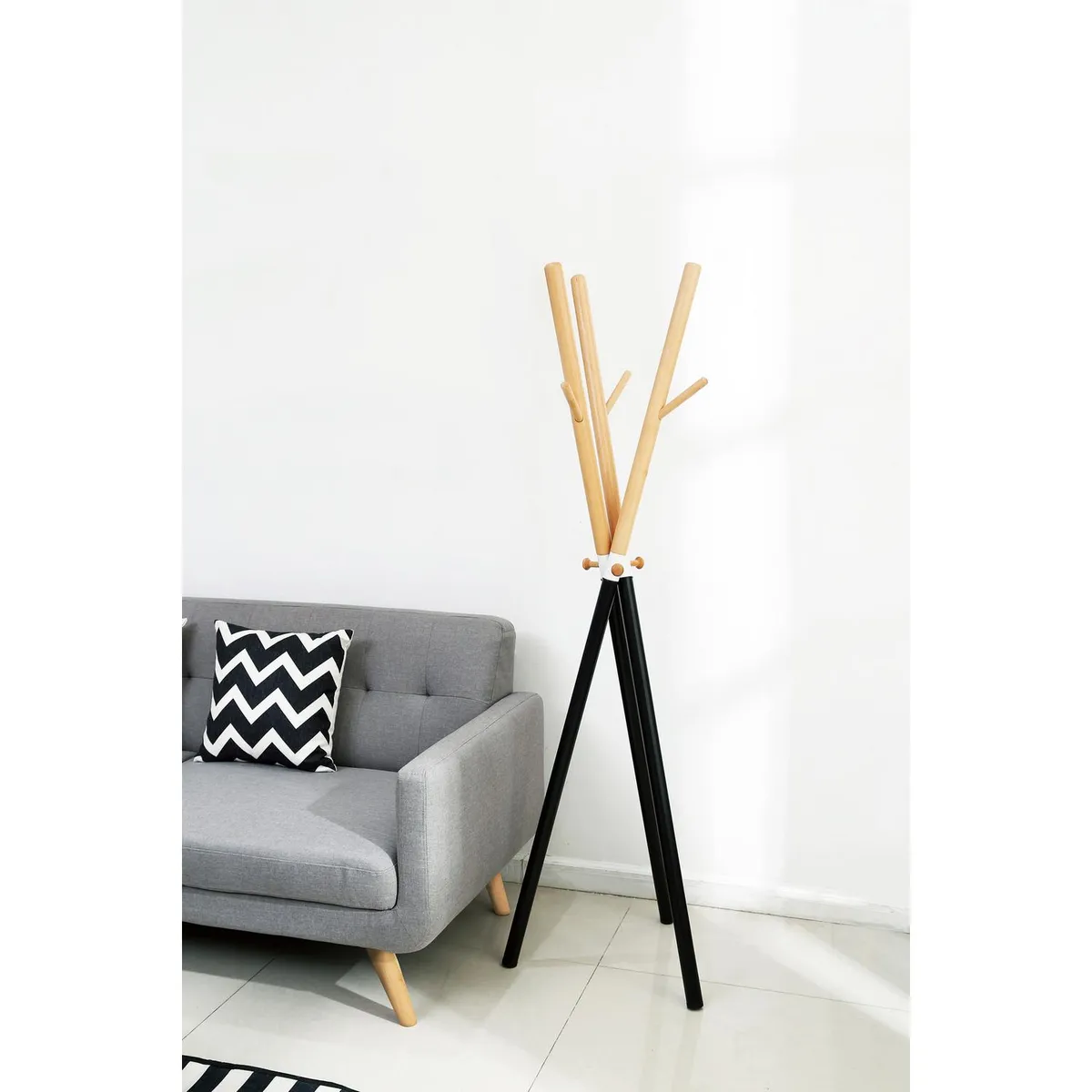 JUST HOME COLLECTION - Perchero con 9 Perchas Tripode Metal Madera Negro